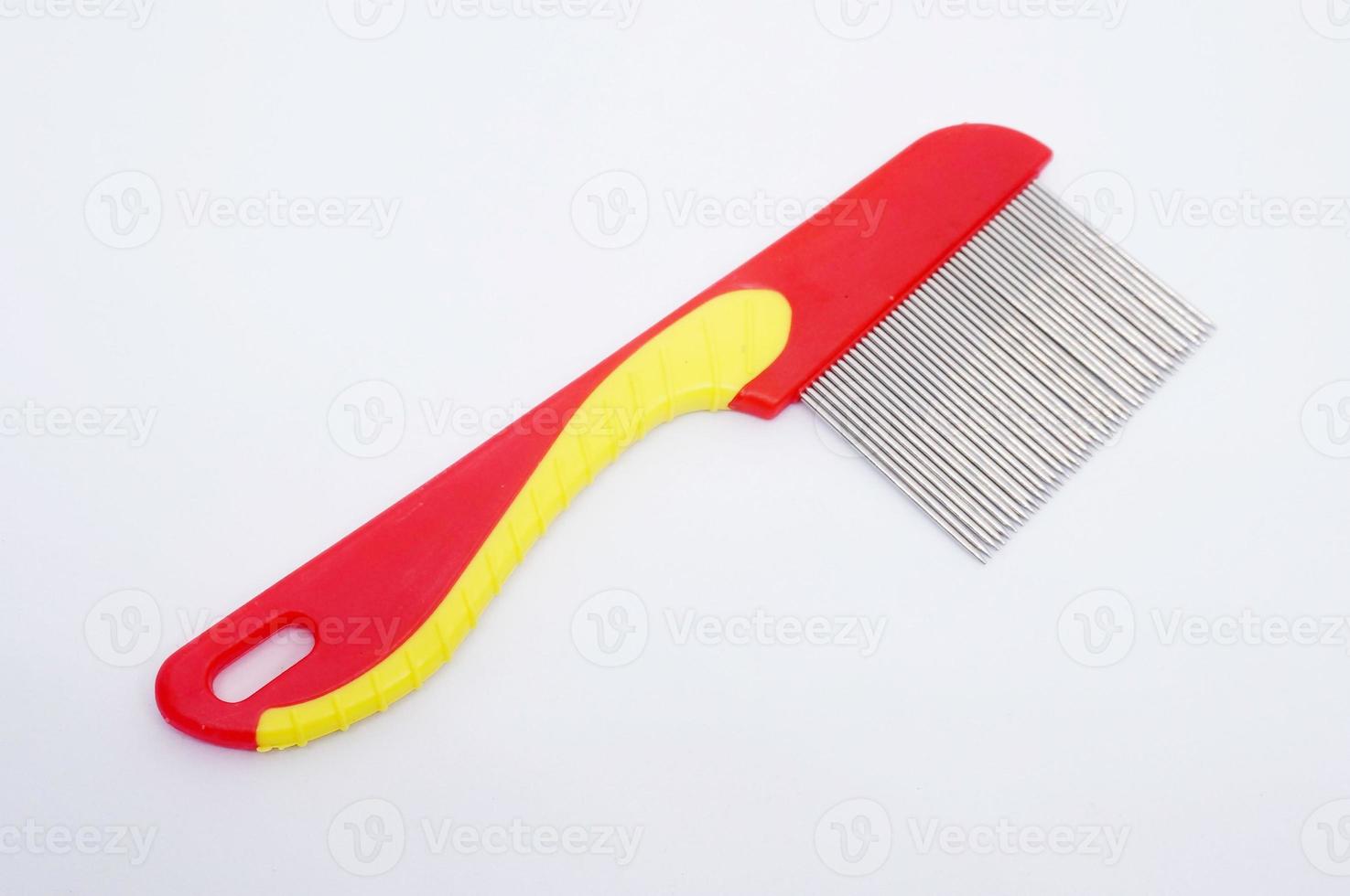 Big Lice comb for cat. With tight teeth, this comb is able to attract lice and their eggs. photo