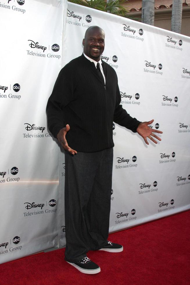 shaquille o neal llegando a la fiesta abc tv tca en el hotel y spa langham huntington en pasadena, ca el 8 de agosto de 2009 foto