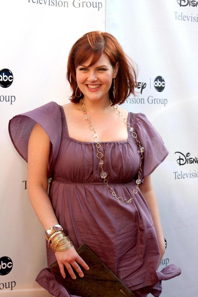 Sara Rue arriving at the ABC TV TCA Party at The Langham Huntington Hotel and Spa in Pasadena, CA on August 8, 2009 photo