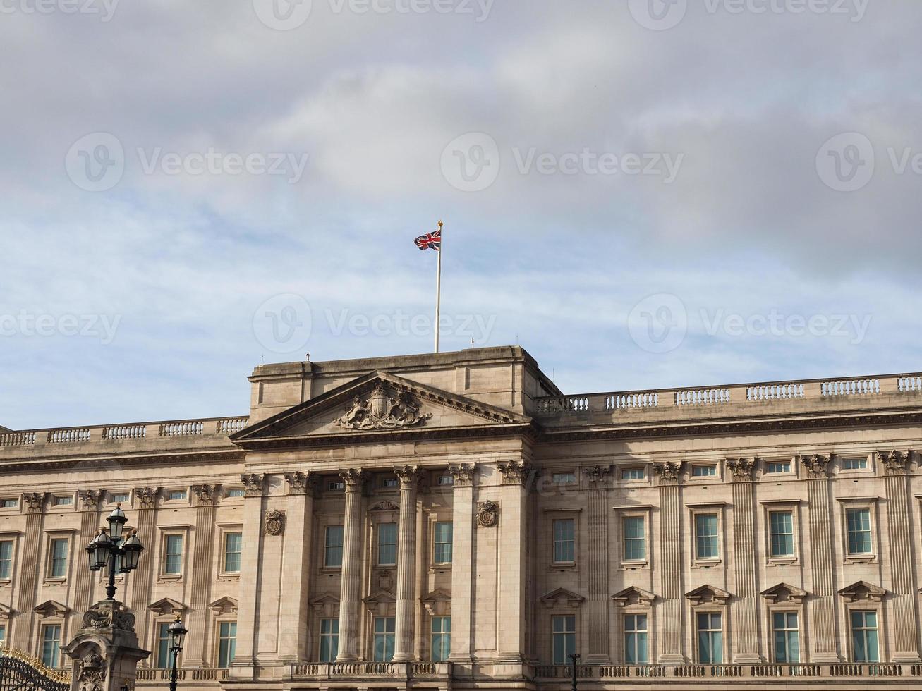 Buckingham Palace in London photo