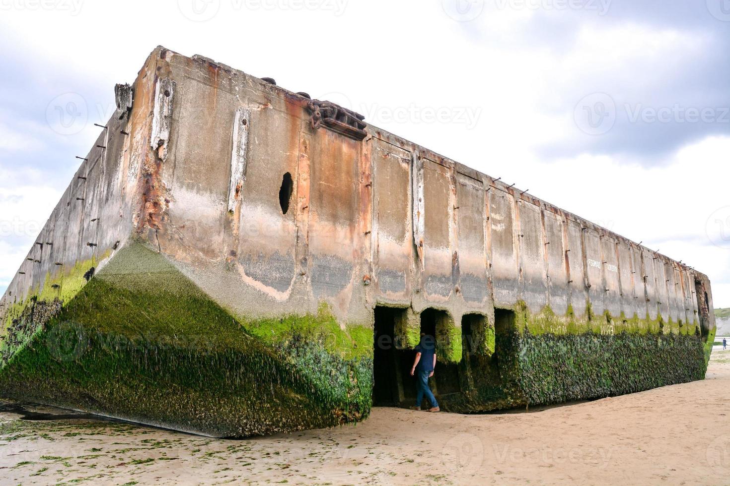 Arromanches les Bains beach photo