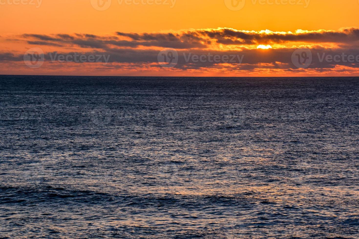 Beautiful ocean scene photo