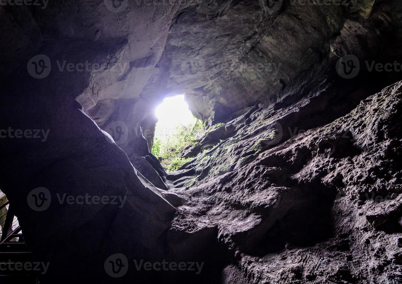 vista interior de la cueva foto