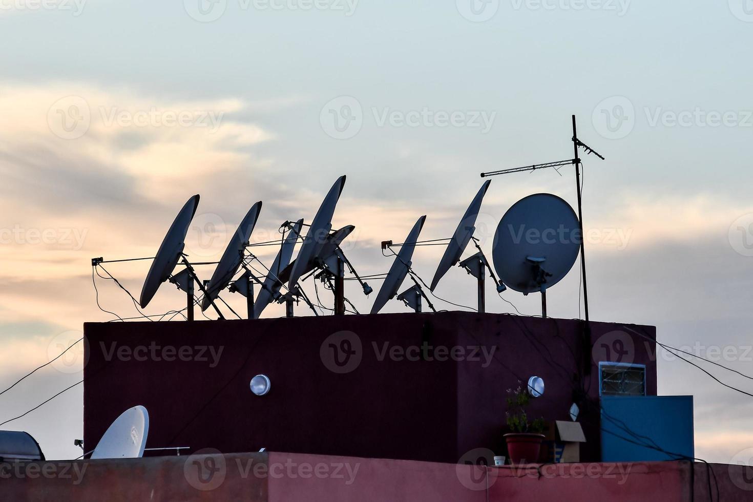 satélites en el techo foto