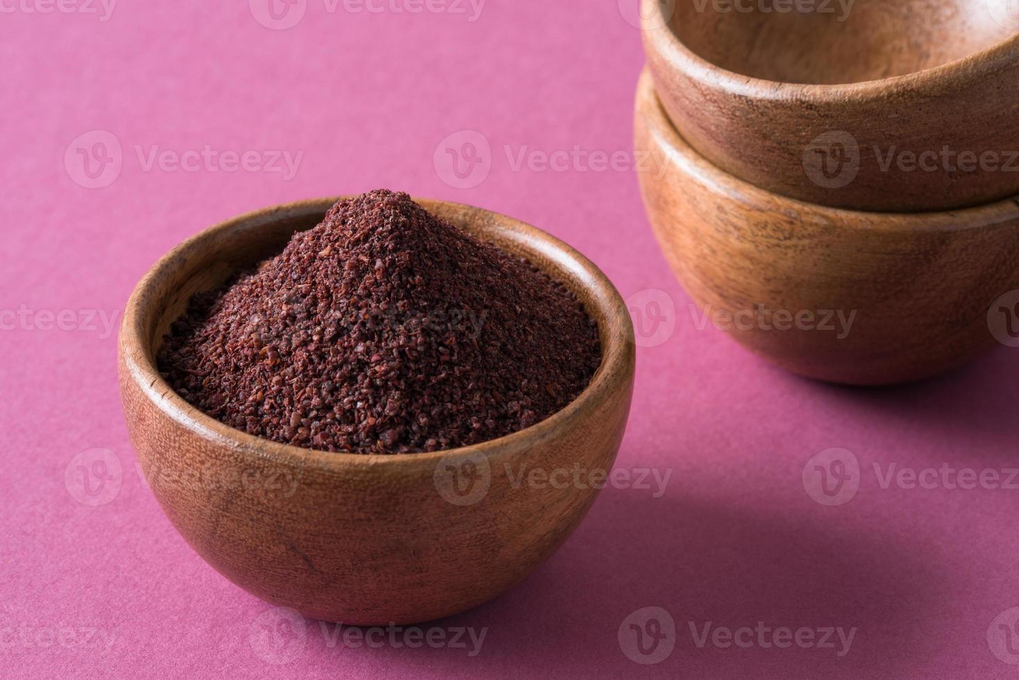 Ground Sumac in a Bowl 14843476 Stock Photo at Vecteezy