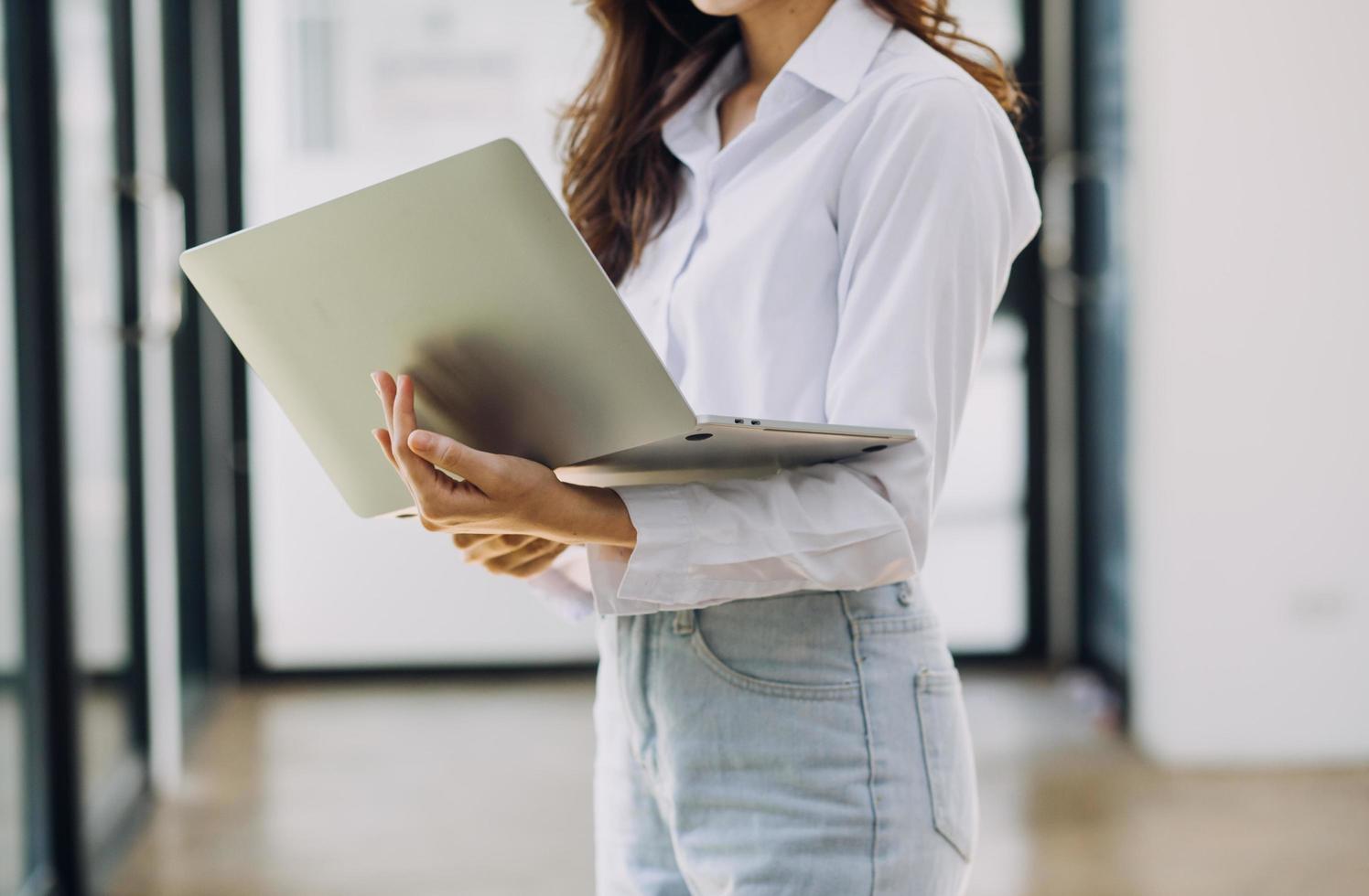 KPI Business Analytics Data Dashboard. Analyst Using Computer photo