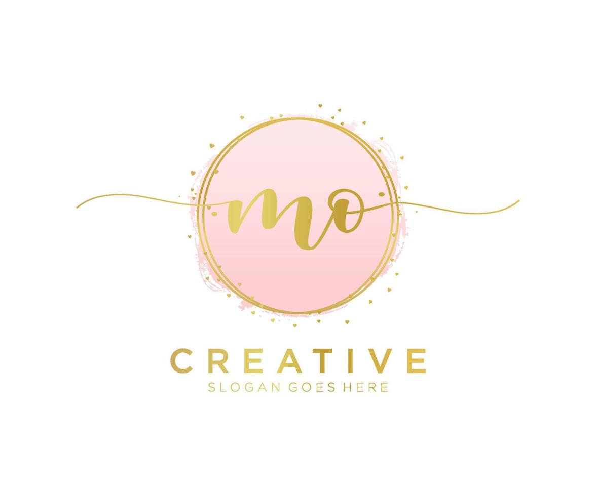 Initial MO feminine logo. Usable for Nature, Salon, Spa, Cosmetic and Beauty Logos. Flat Vector Logo Design Template Element.