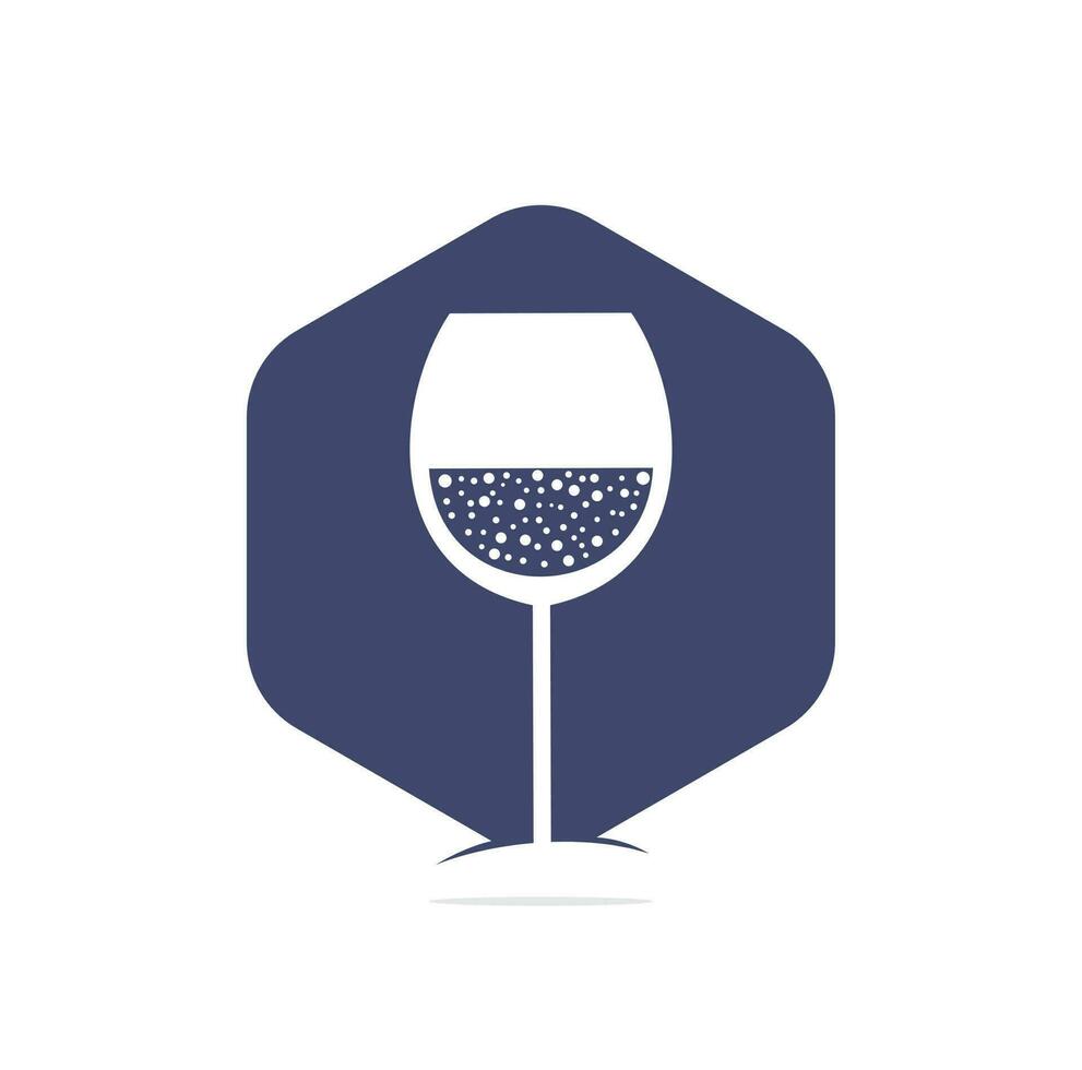 logotipo de vector de icono de copa de vino. diseño de ilustración de plantilla de logotipo de vino.