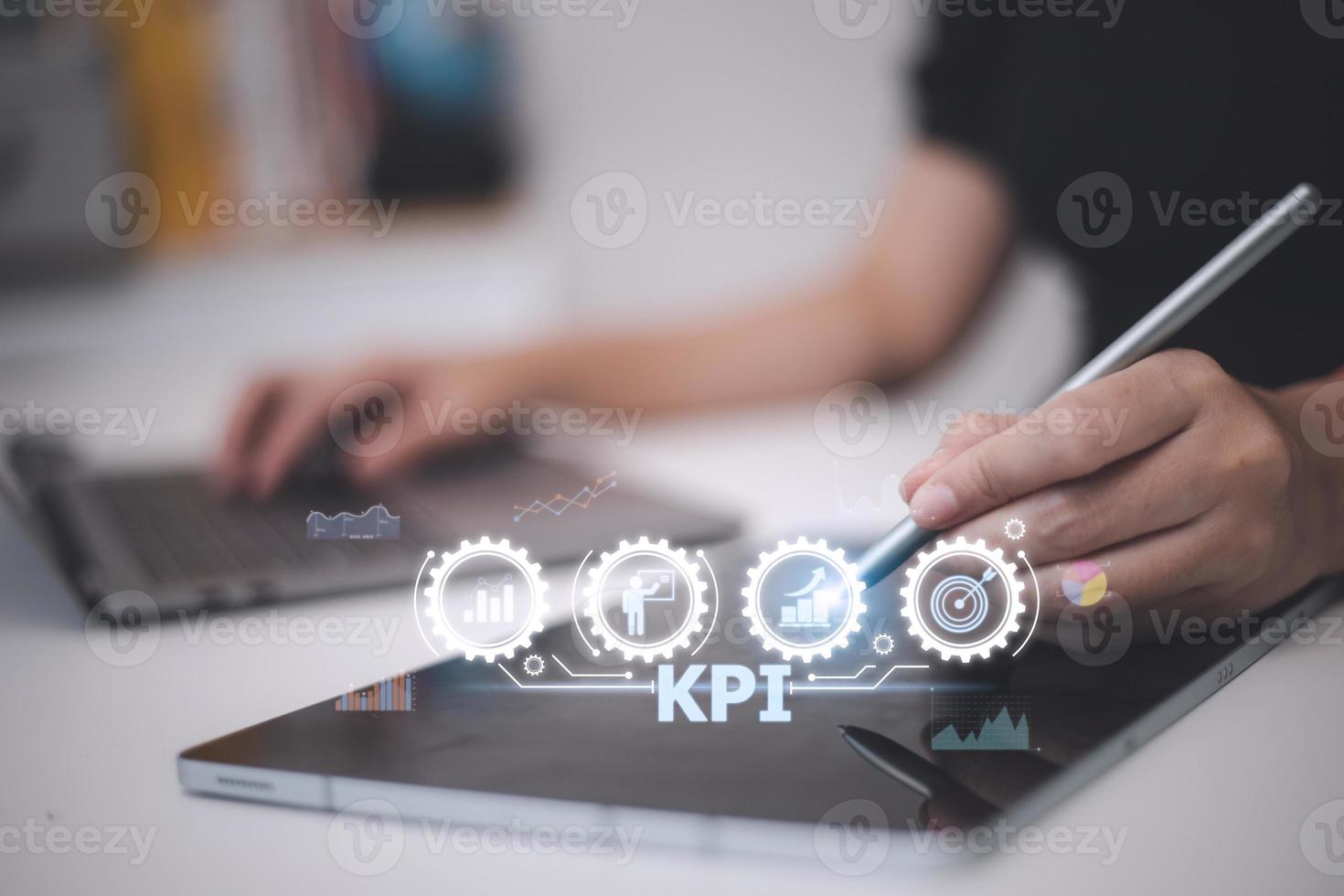 kpi indicador clave de rendimiento concepto de tecnología de internet empresarial. foto