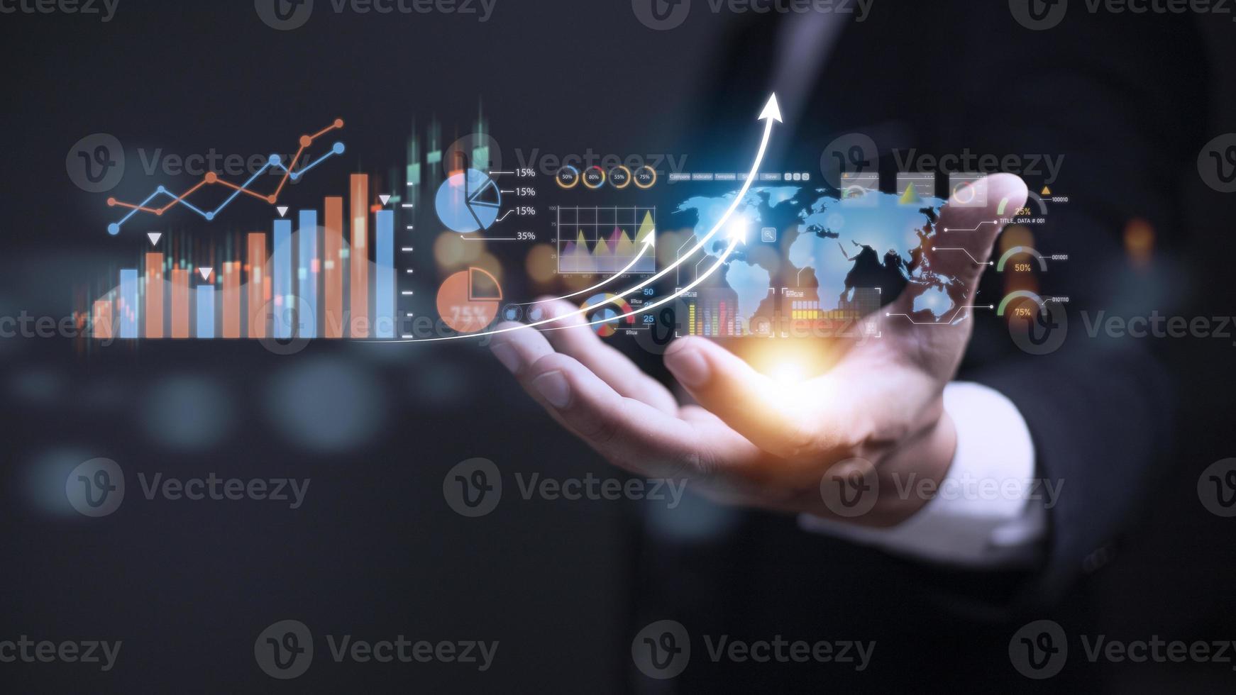 análisis de datos para el concepto de negocios y finanzas. interfaz gráfica que muestra la tecnología informática futura de análisis de ganancias, investigación de marketing en línea e informe de información para la estrategia de negocios digital. foto