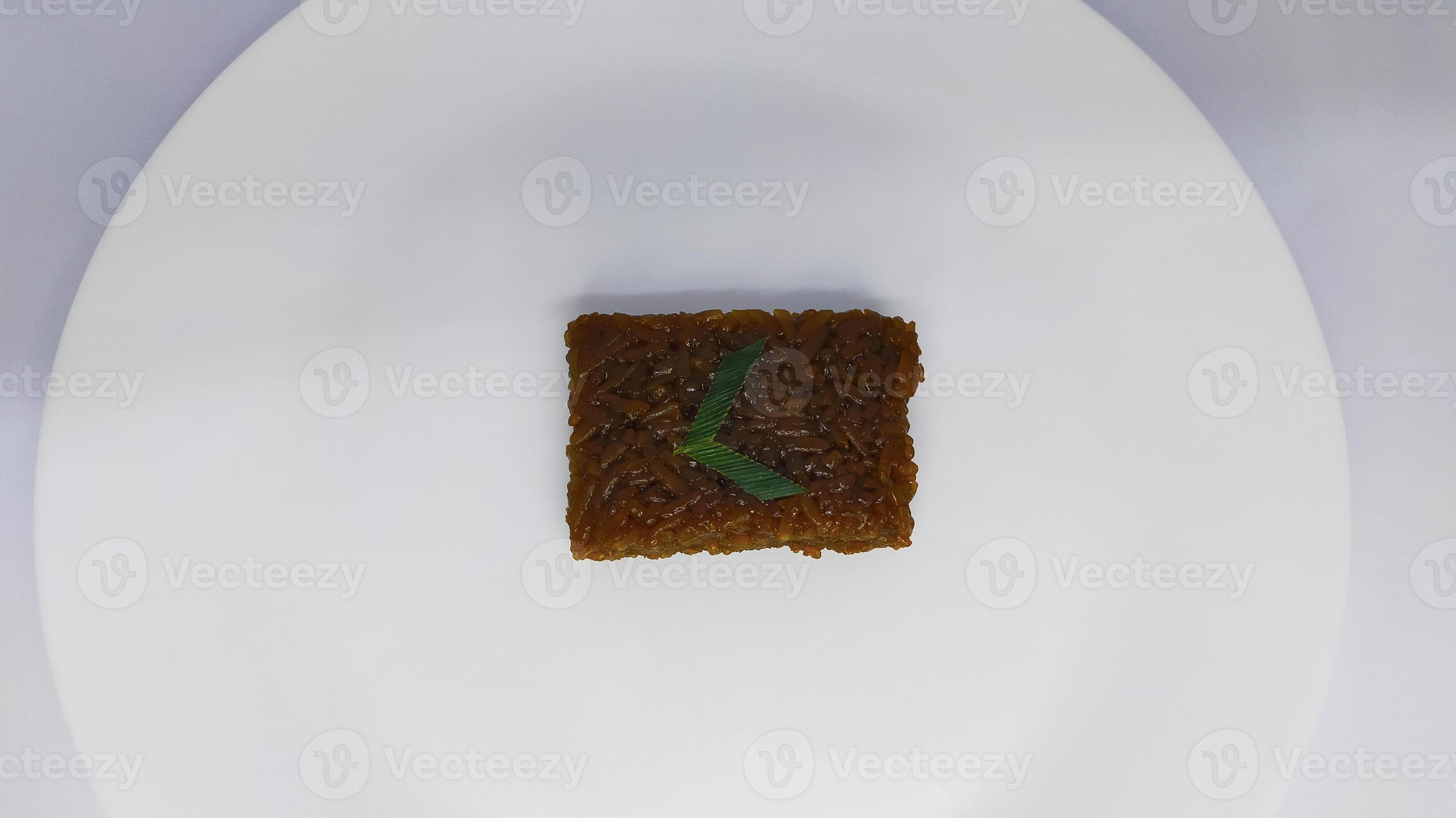 wajik o wajid, también conocido como comida indonesia pulut manis, es