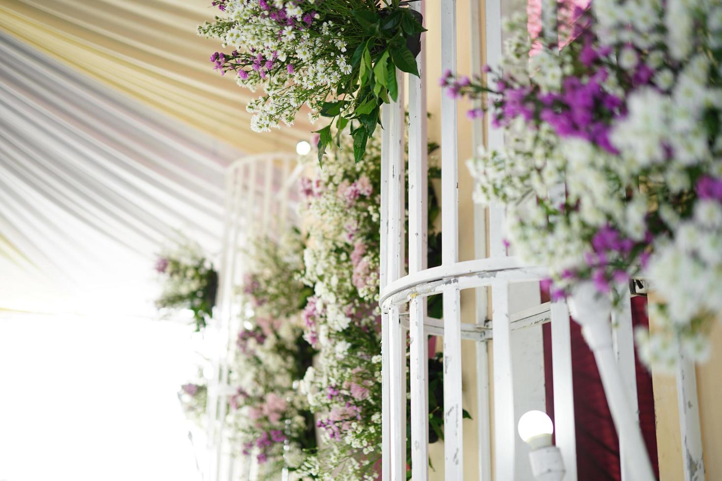 flower arrangement for wedding decoration photo
