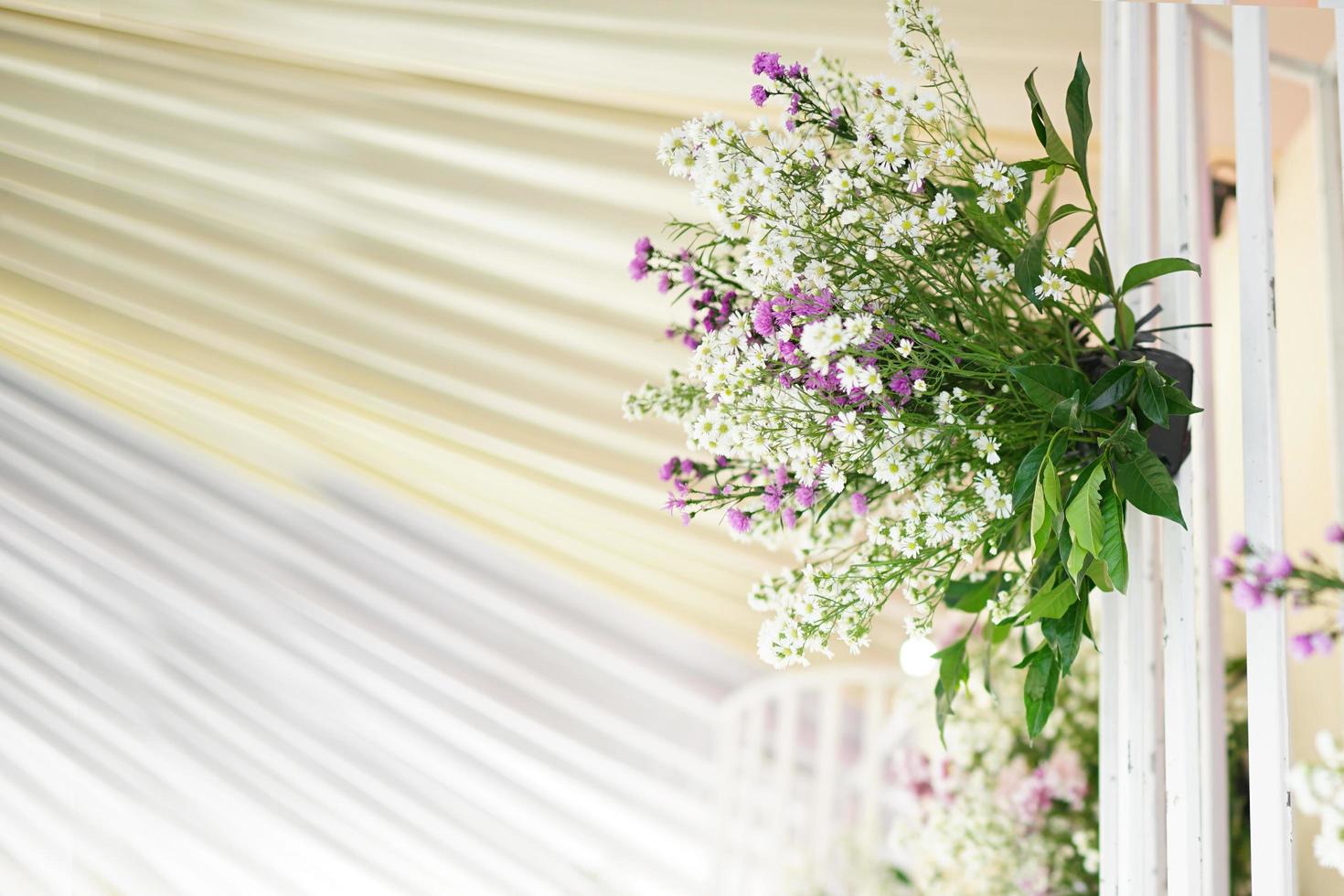 flower arrangement for wedding decoration photo