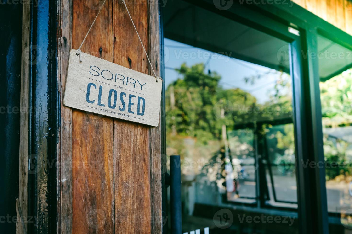 Close label in front of coffee shop photo