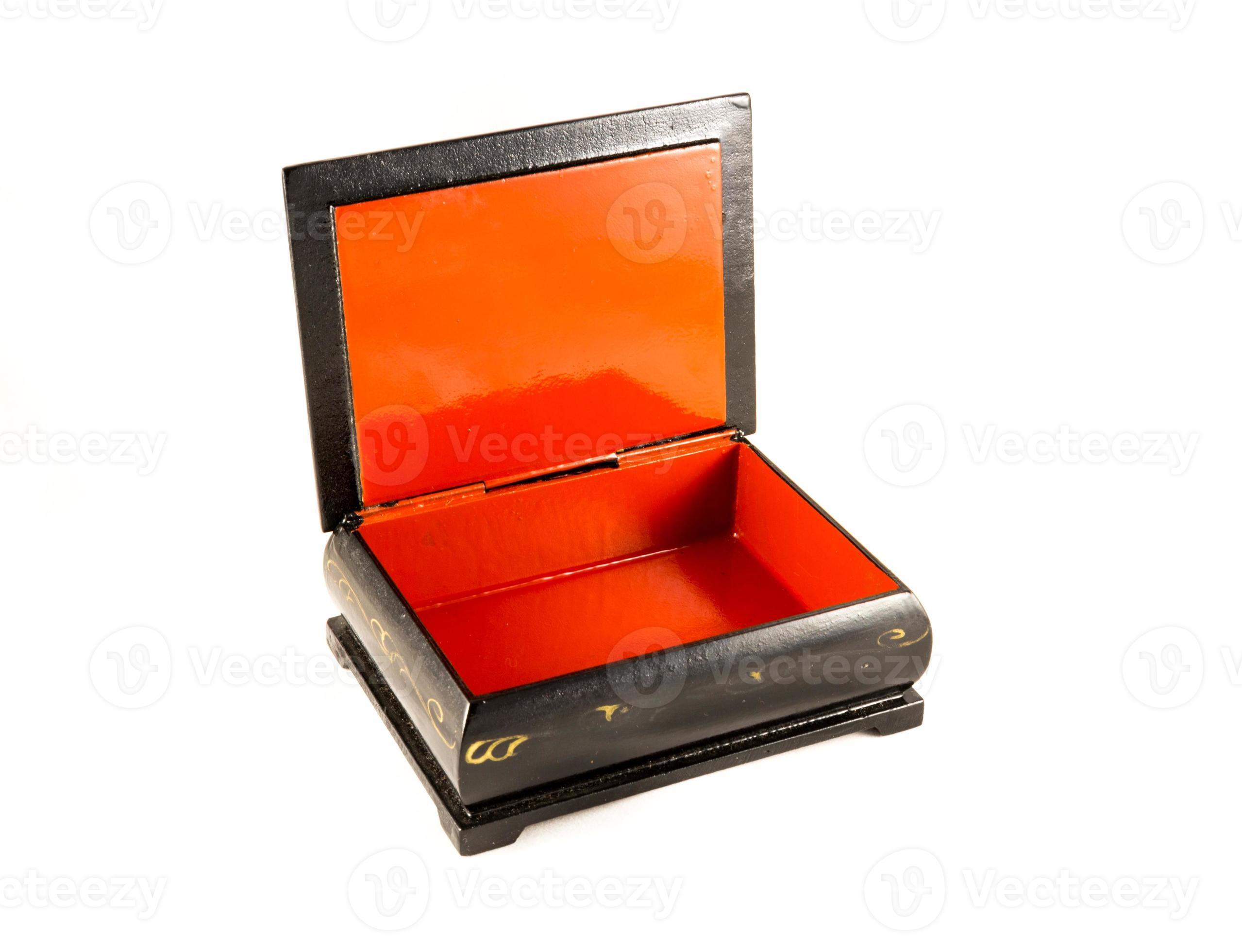 empty open jewelry box on white background 14940898 Stock Photo at Vecteezy