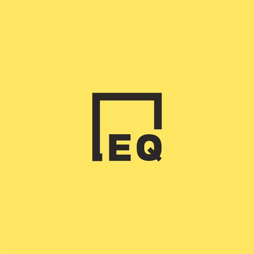 logotipo de monograma inicial eq con diseño de estilo cuadrado vector