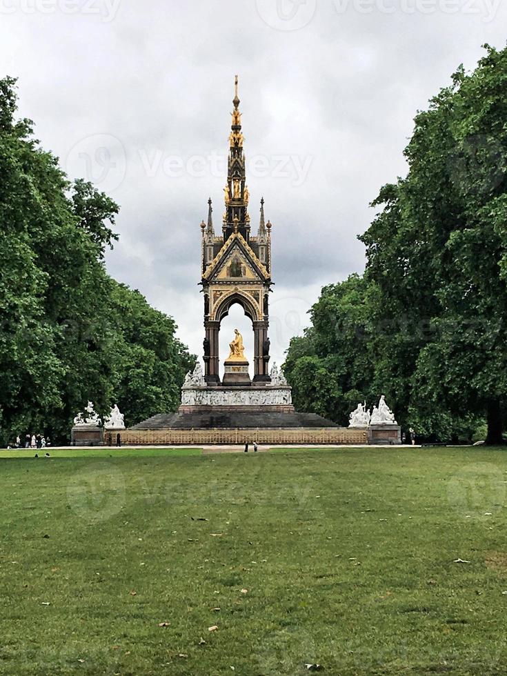 el memorial de albert en hyde park foto