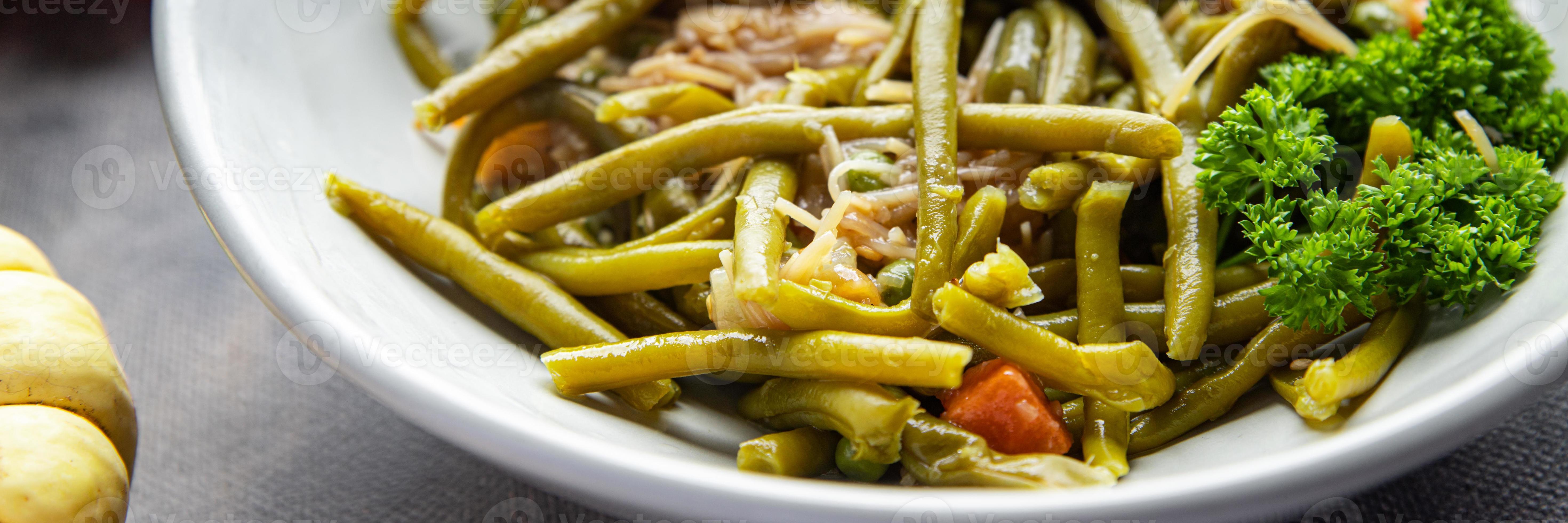 rice noodles and green beans vegetables asian food delicious snack