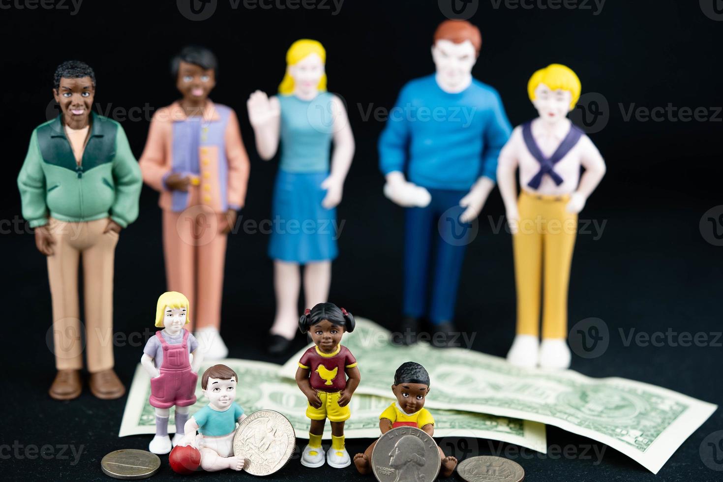 Children cost a lot of money. There is some support from the state through child benefit photo