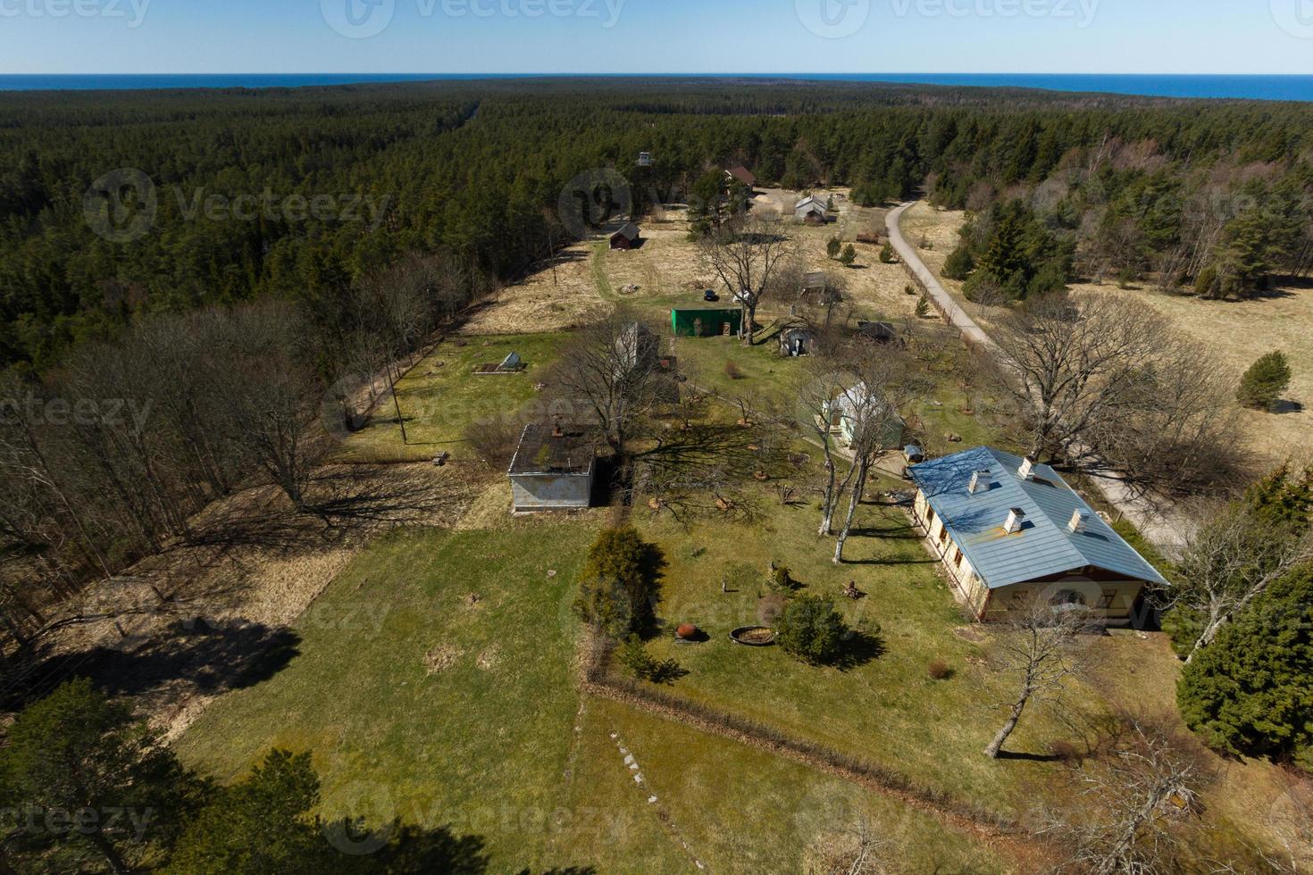 vistas primaverales desde la isla hiiumaa foto