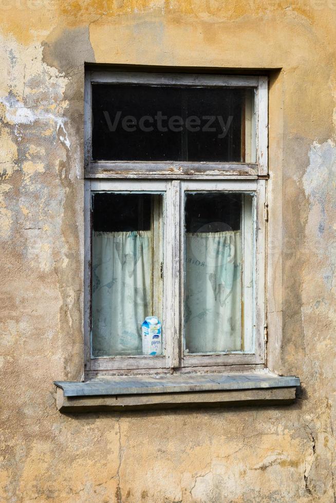 un pequeño pueblo en letonia foto