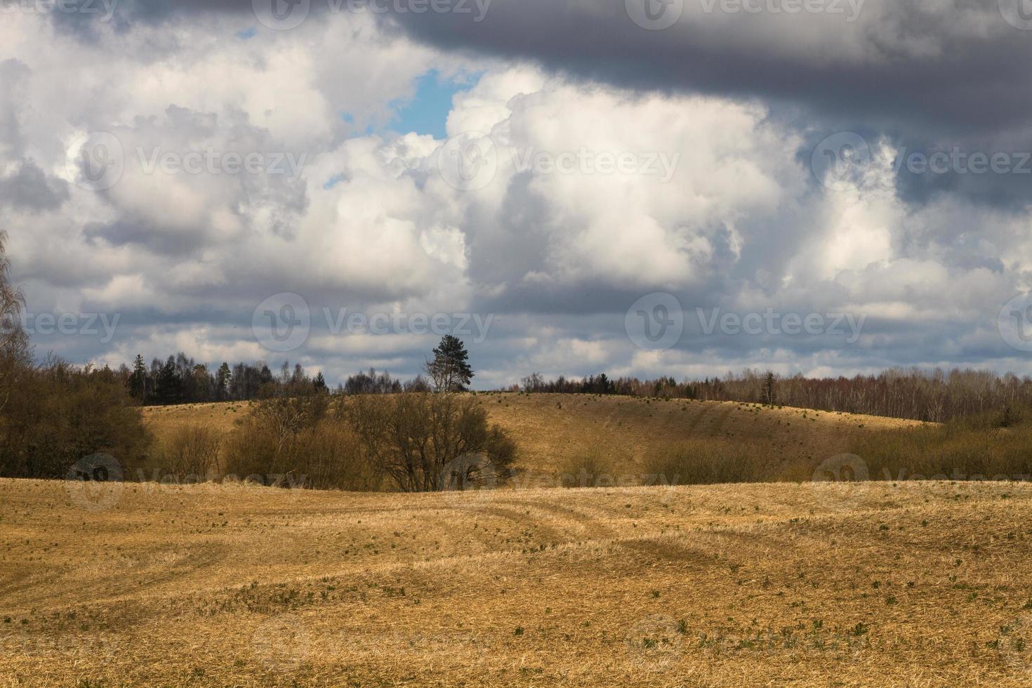 Spring Landscapes With Clouds photo