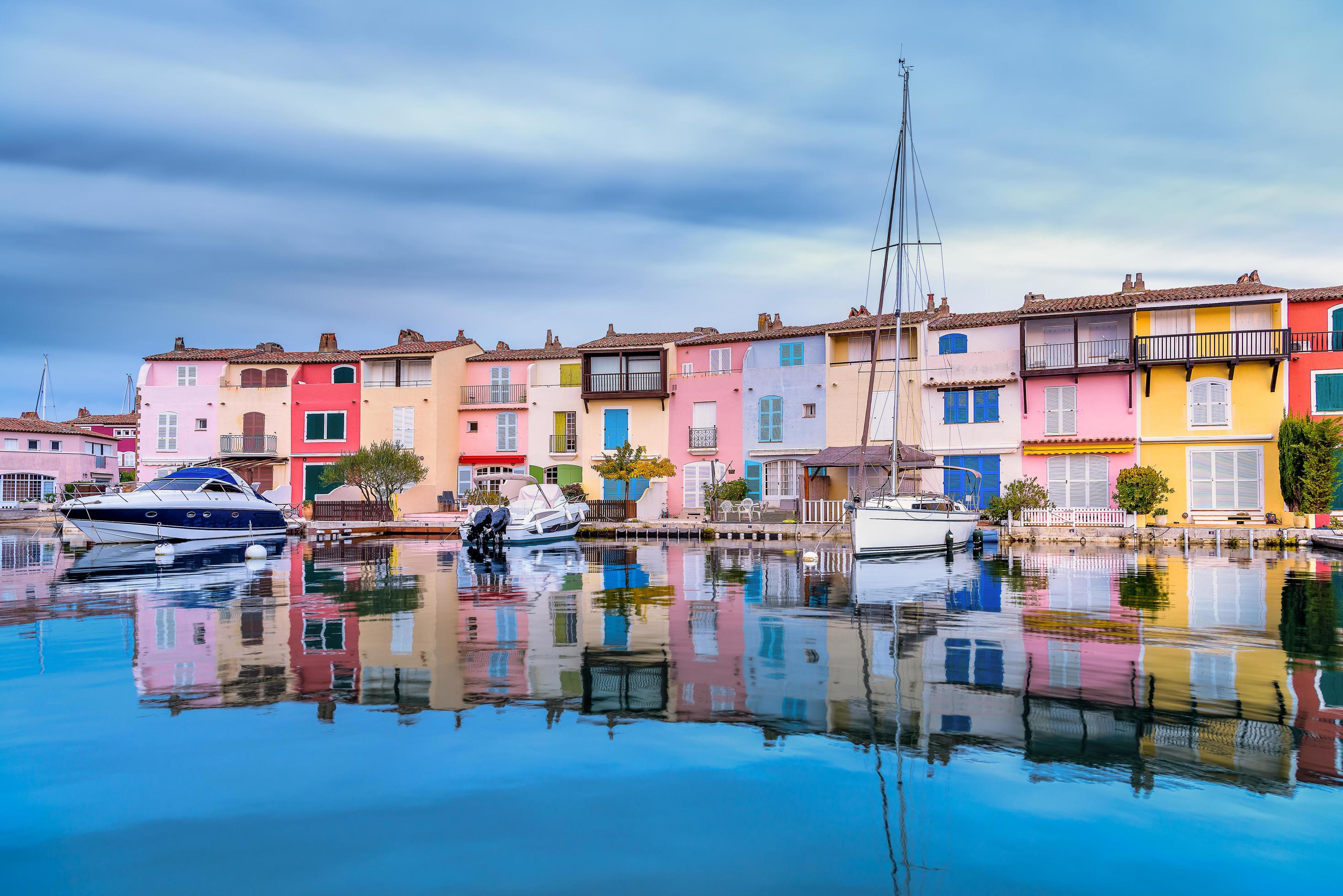 A guide to the beautiful resort town of Port Grimaud - HomeHunts