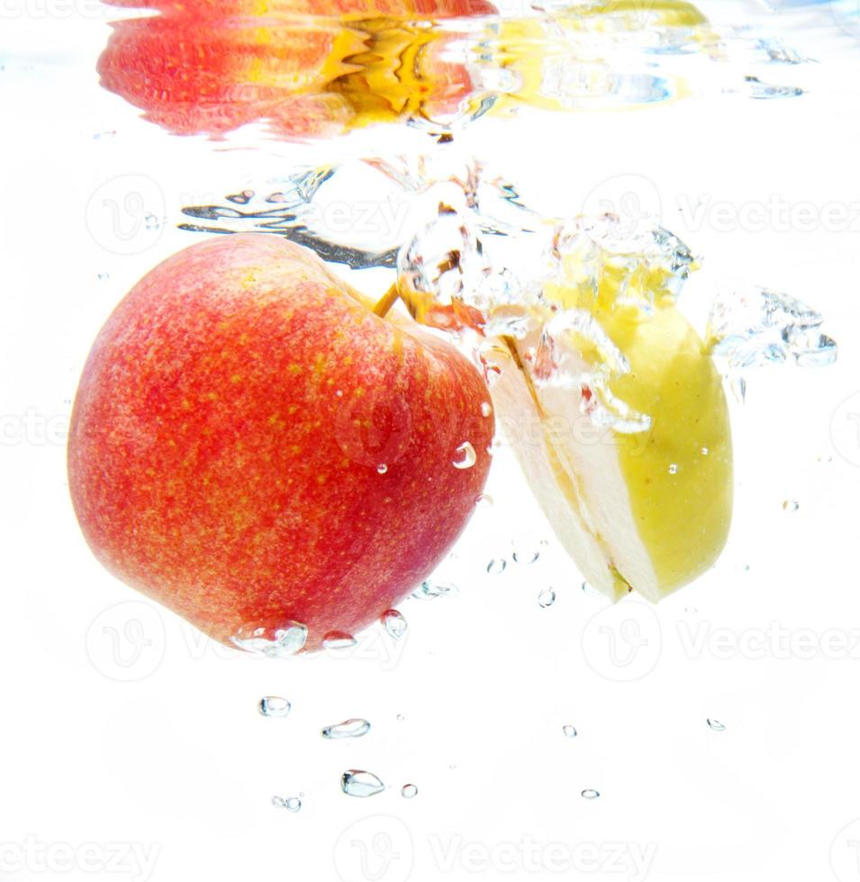 apple in water photo