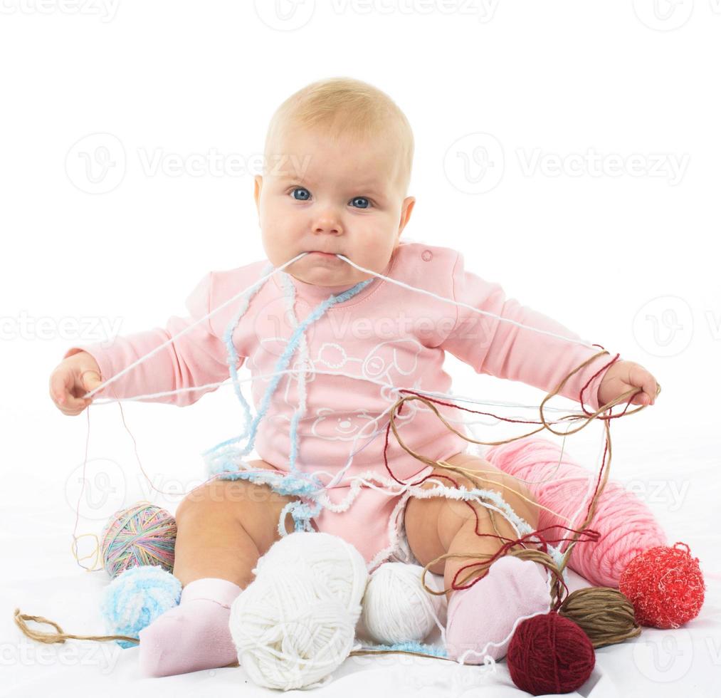 girl with colored thread photo