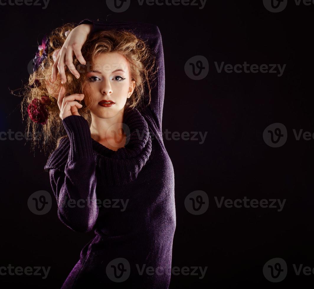 girl with curly hair photo