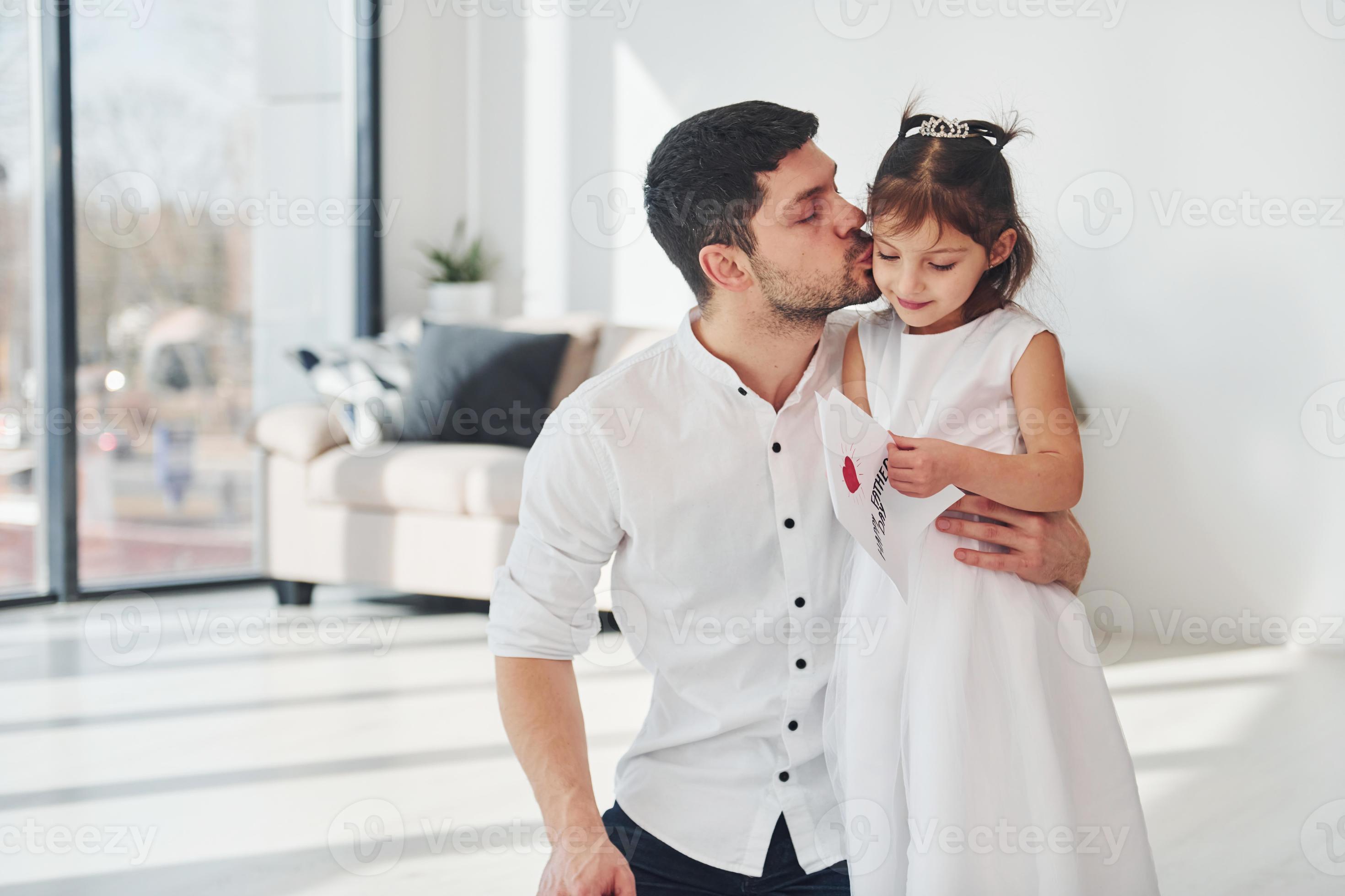 Father'S Day:  A Daughter'S Loving Message - 5alzbhk