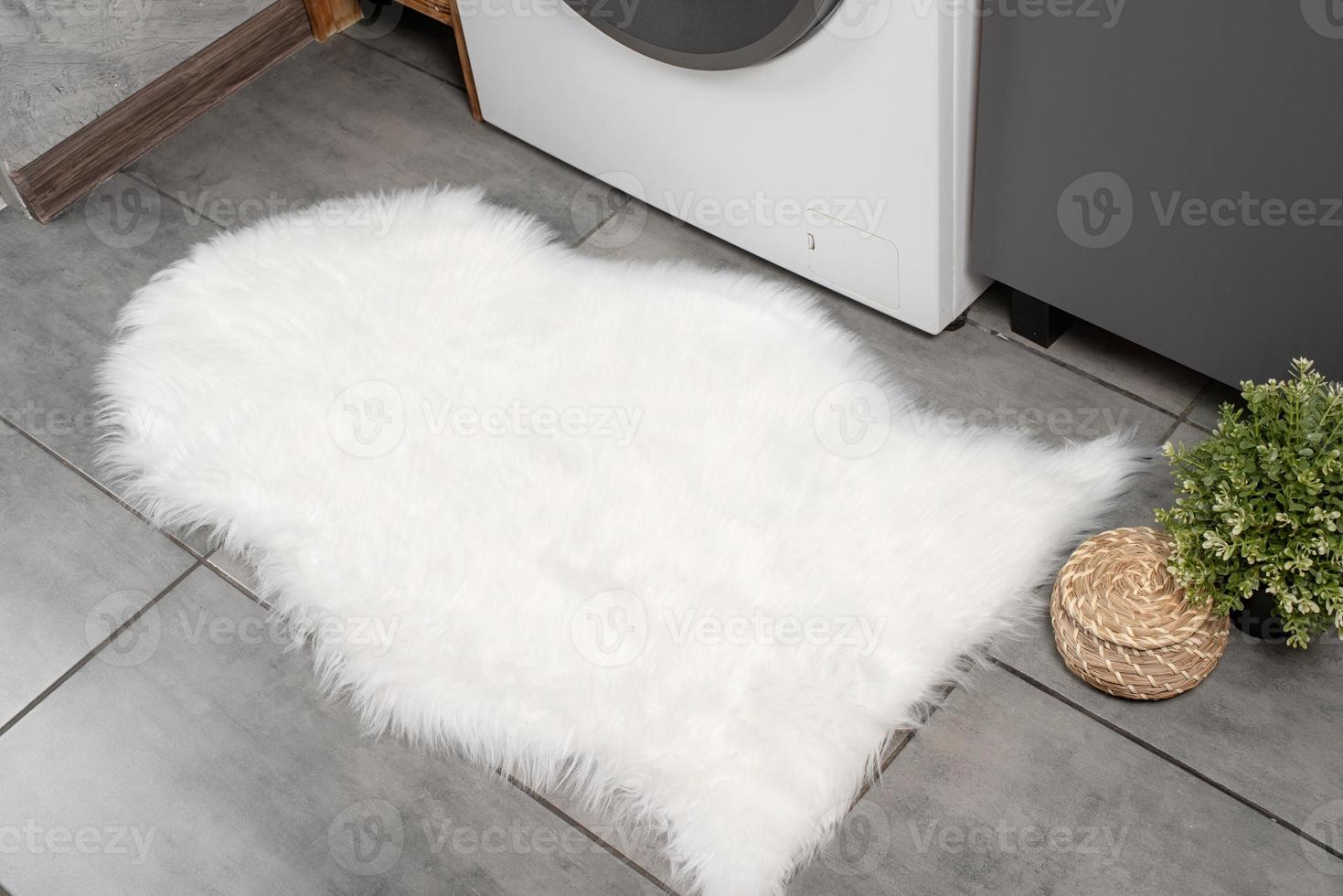 fluffy white rug in ordinary bathroom, mockup design photo