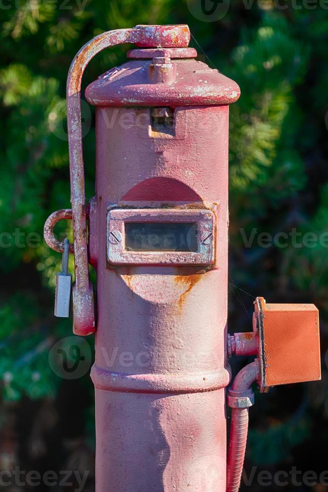 Unknown water utility meter junction access thingy photo