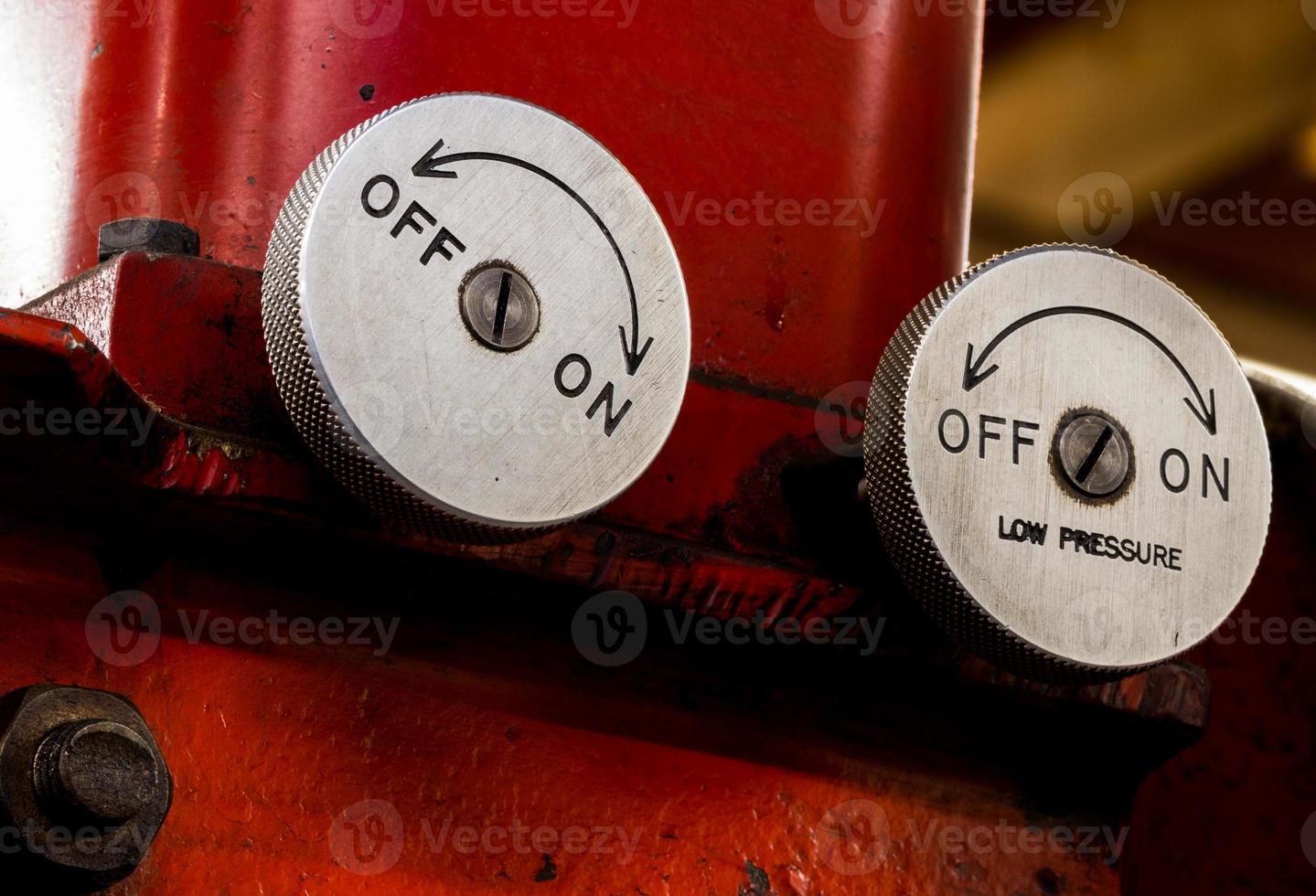 Válvula de presión de la prensa hidráulica de la tienda de máquinas automotrices antiguas vintage marca foto