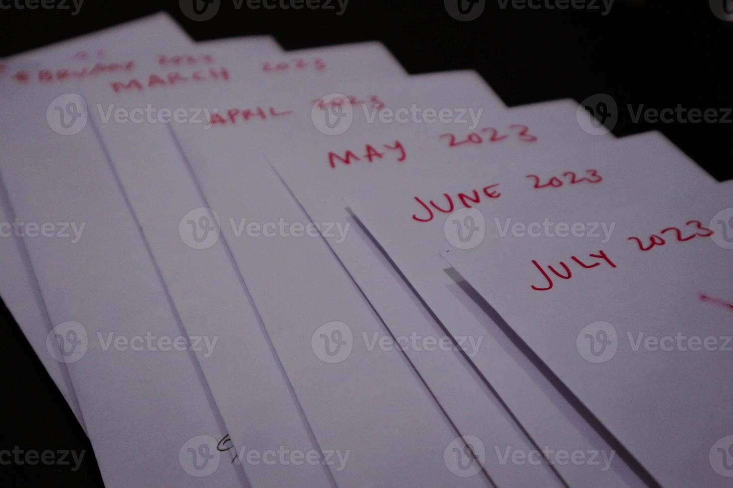 Envelopes of money that have been distributed per month as a budgeting effort to welcome 2023. photo