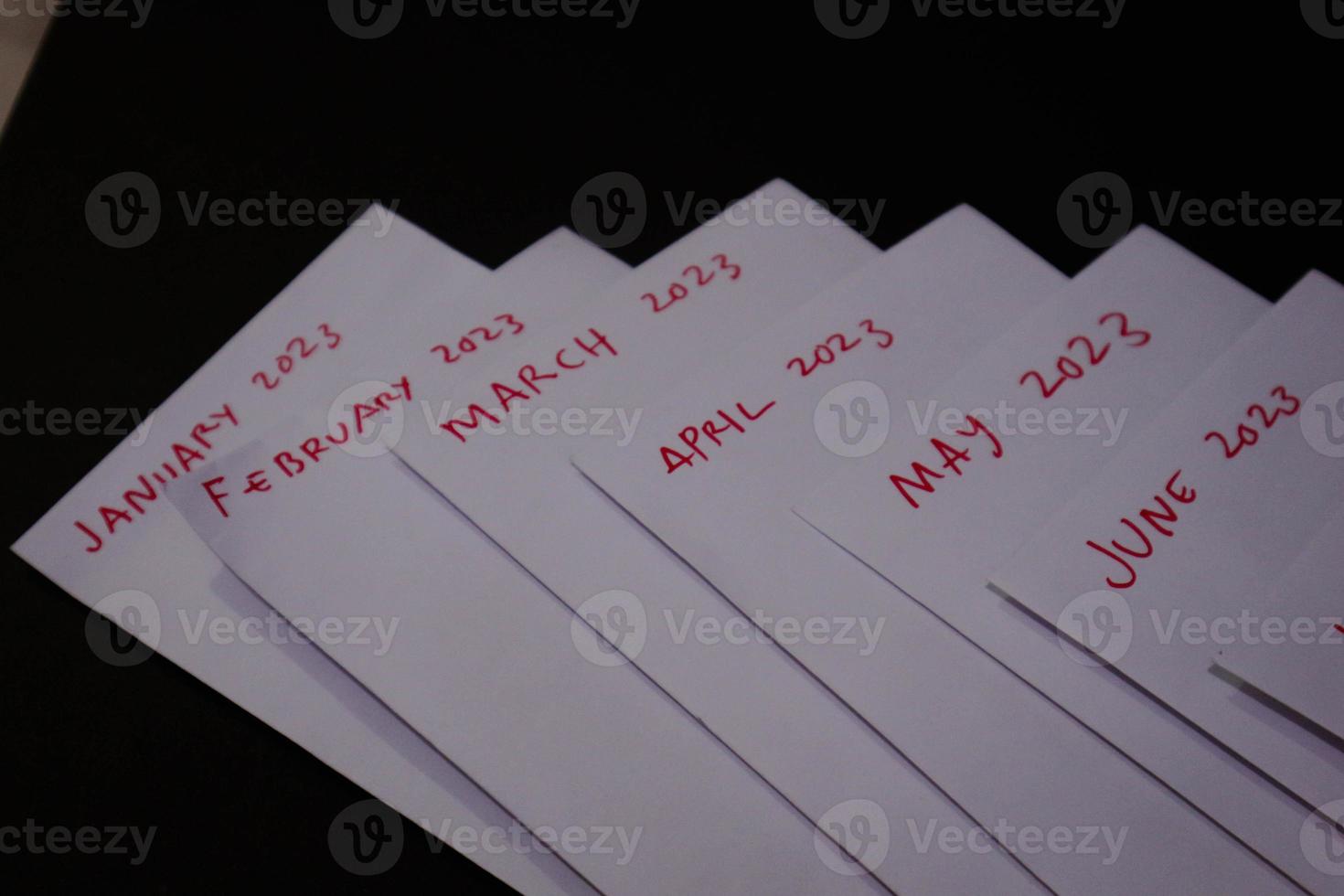 Envelopes of money that have been distributed per month as a budgeting effort to welcome 2023. photo