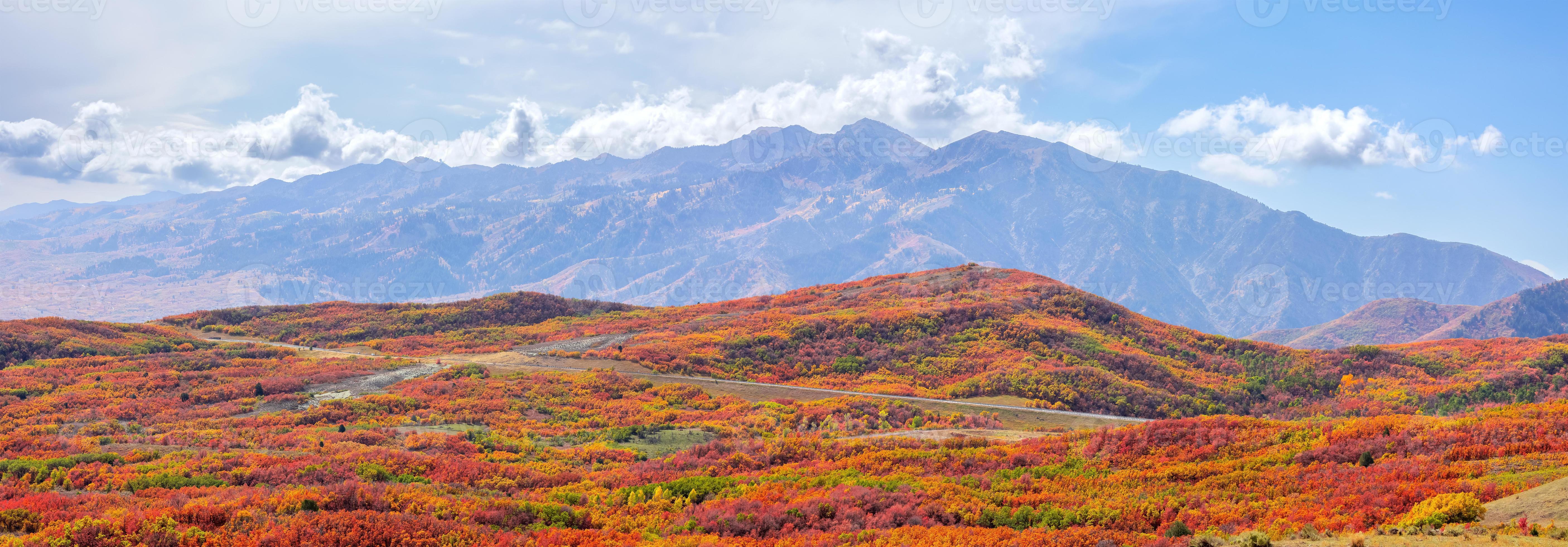 Panoramic view of colorful fall foliage along Trappers loop in utah