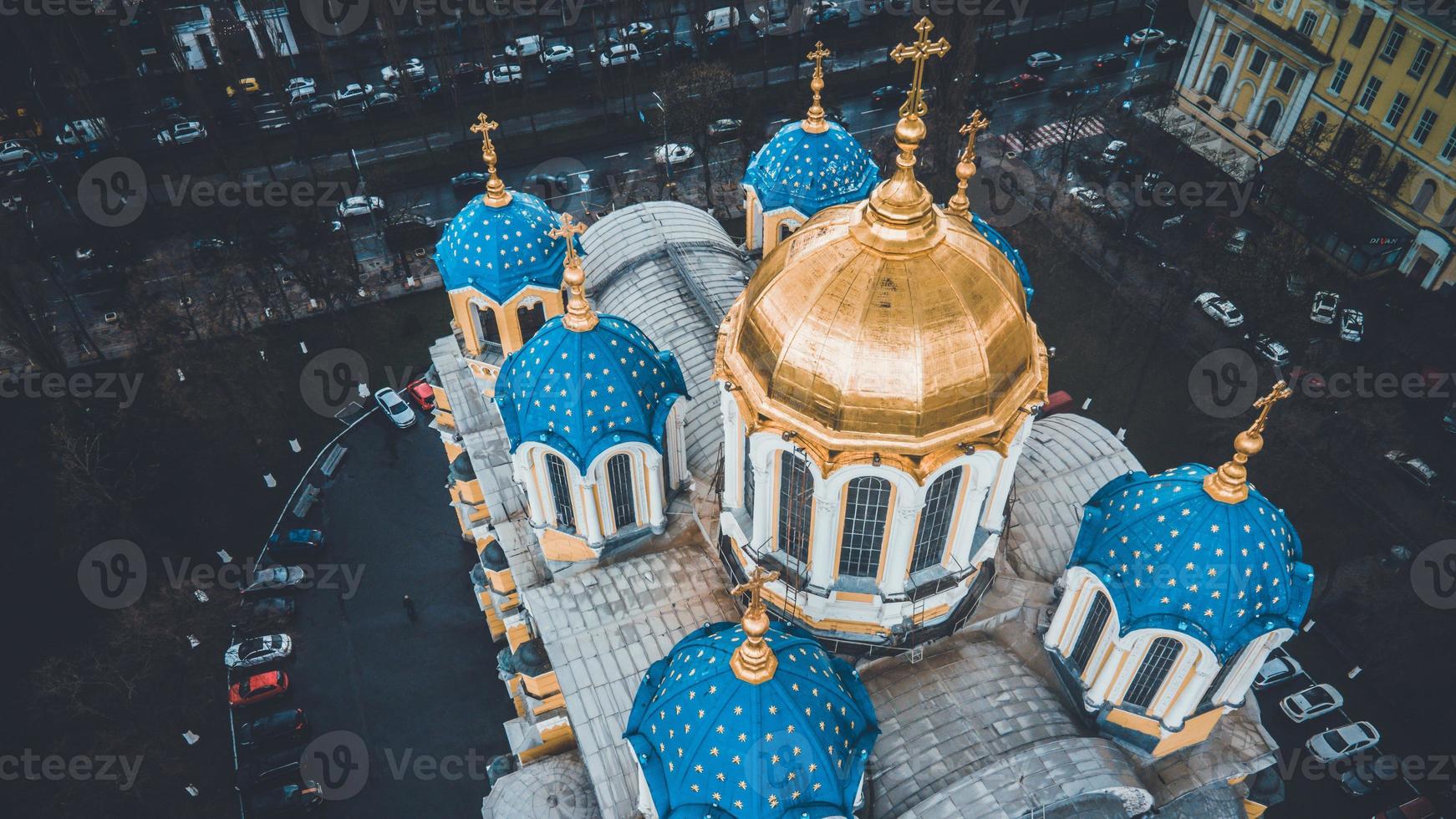 S t. catedral de volodymyrs vista en kiev, ucrania foto