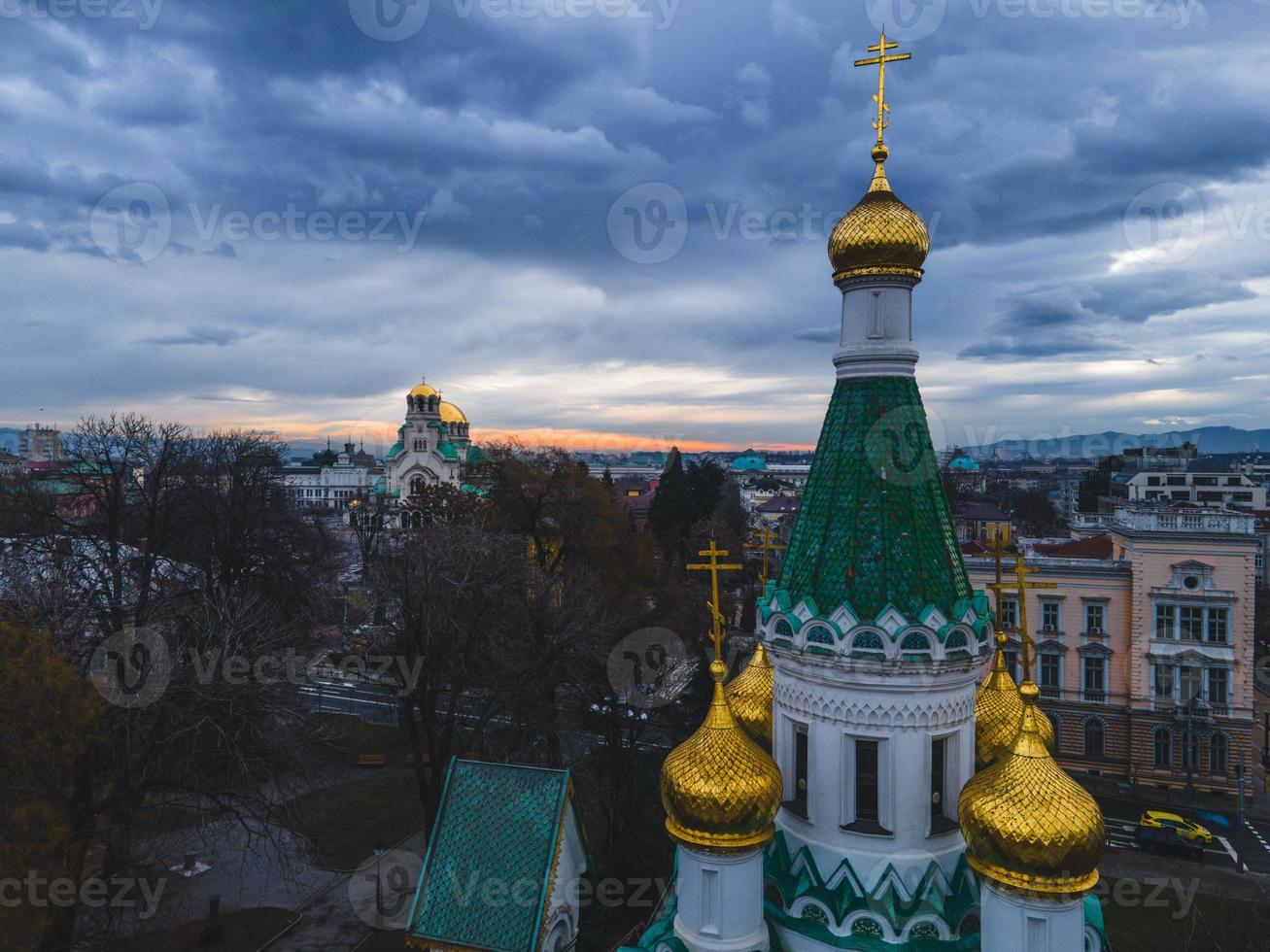 la iglesia rusa sveti nikolay mirlikiiski en sofia, bulgaria foto