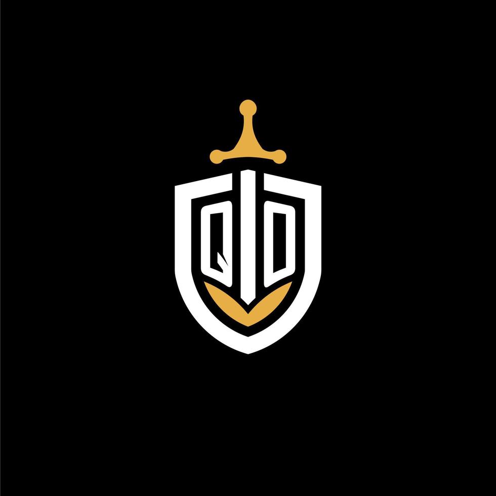 creative letter qo logo gaming esport con ideas de diseño de escudo y espada vector