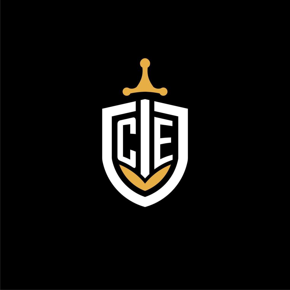 Creative letter ce logo gaming esport con ideas de diseño de escudo y espada vector