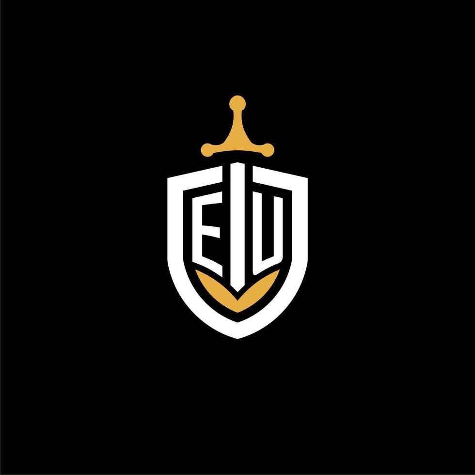 creative letter eu logo gaming esport con ideas de diseño de escudo y espada vector