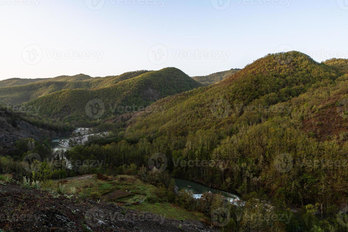 paisajes primaverales de las montañas de grecia foto