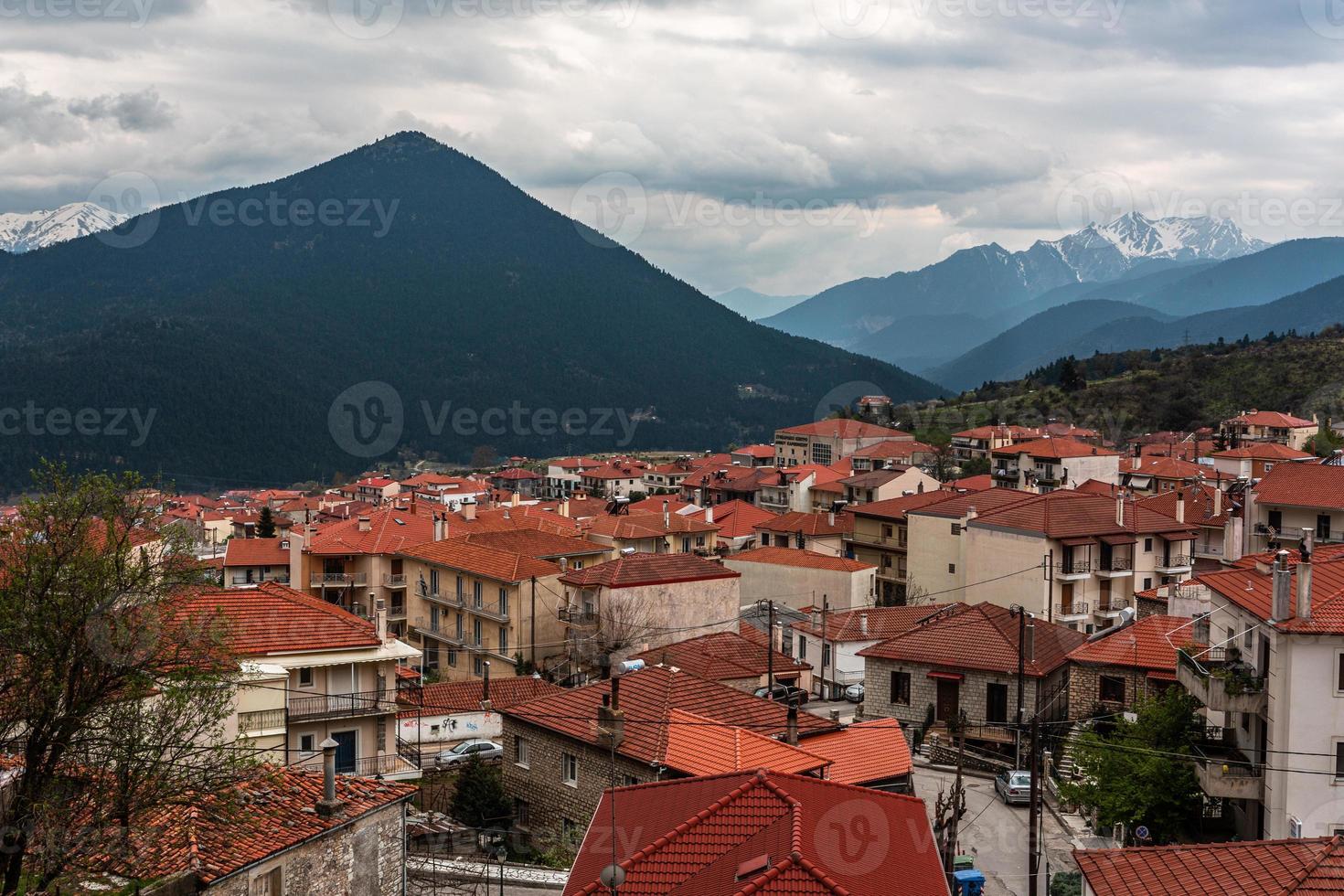 paisajes primaverales de las montañas de grecia foto