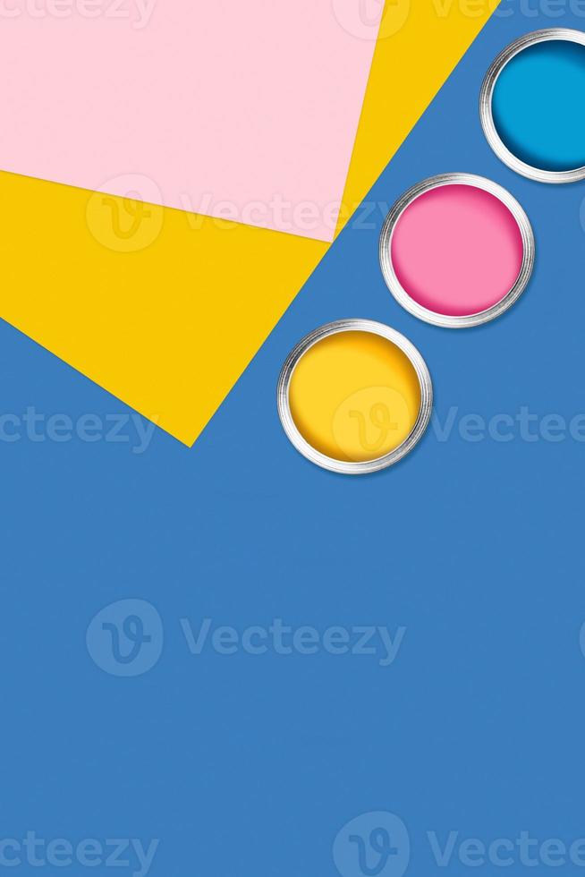 Vertical photo on the theme of home renovation. 15588070 Stock Photo at