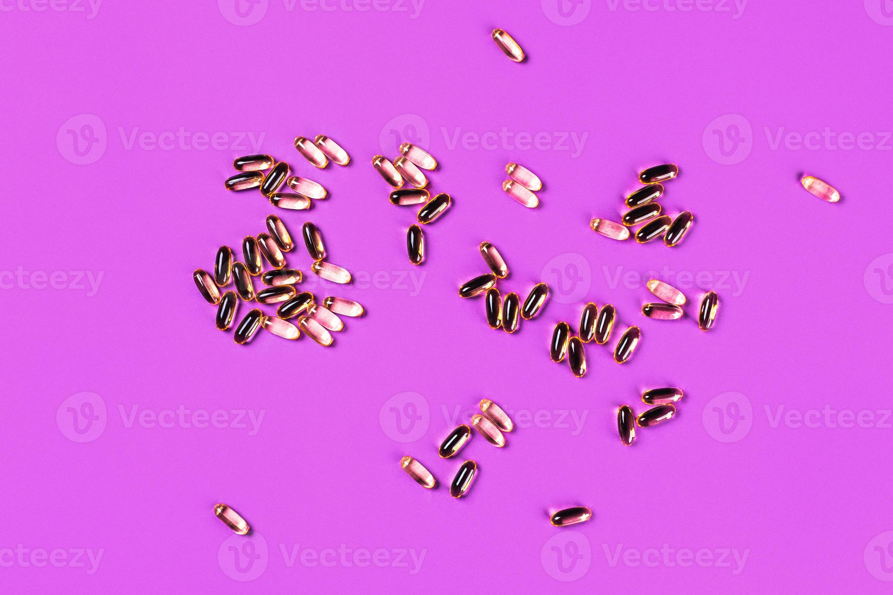 Capsules Of Omega 3 Oil 15588731 Stock Photo At Vecteezy capsules-of-omega-3-oil-15588731-stock-photo-at-vecteezy