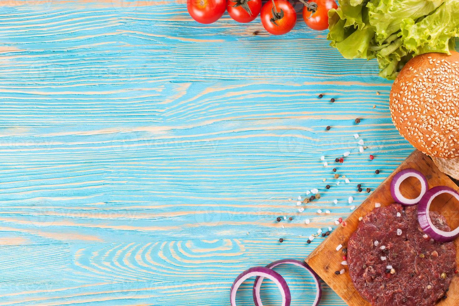 The ingredients for the burger photo