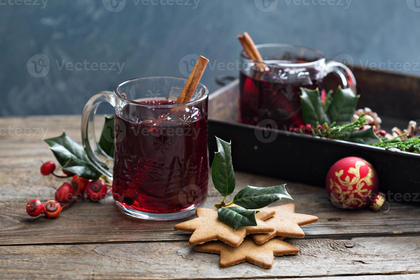 Mulled wine with cinnamon and star anise photo