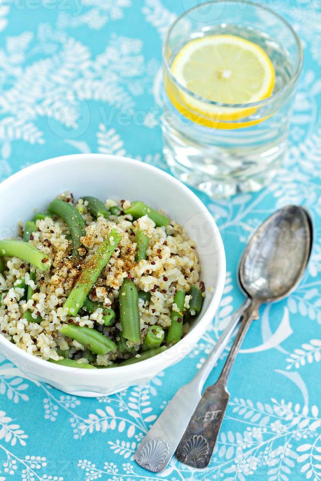 quinoa con judías verdes foto