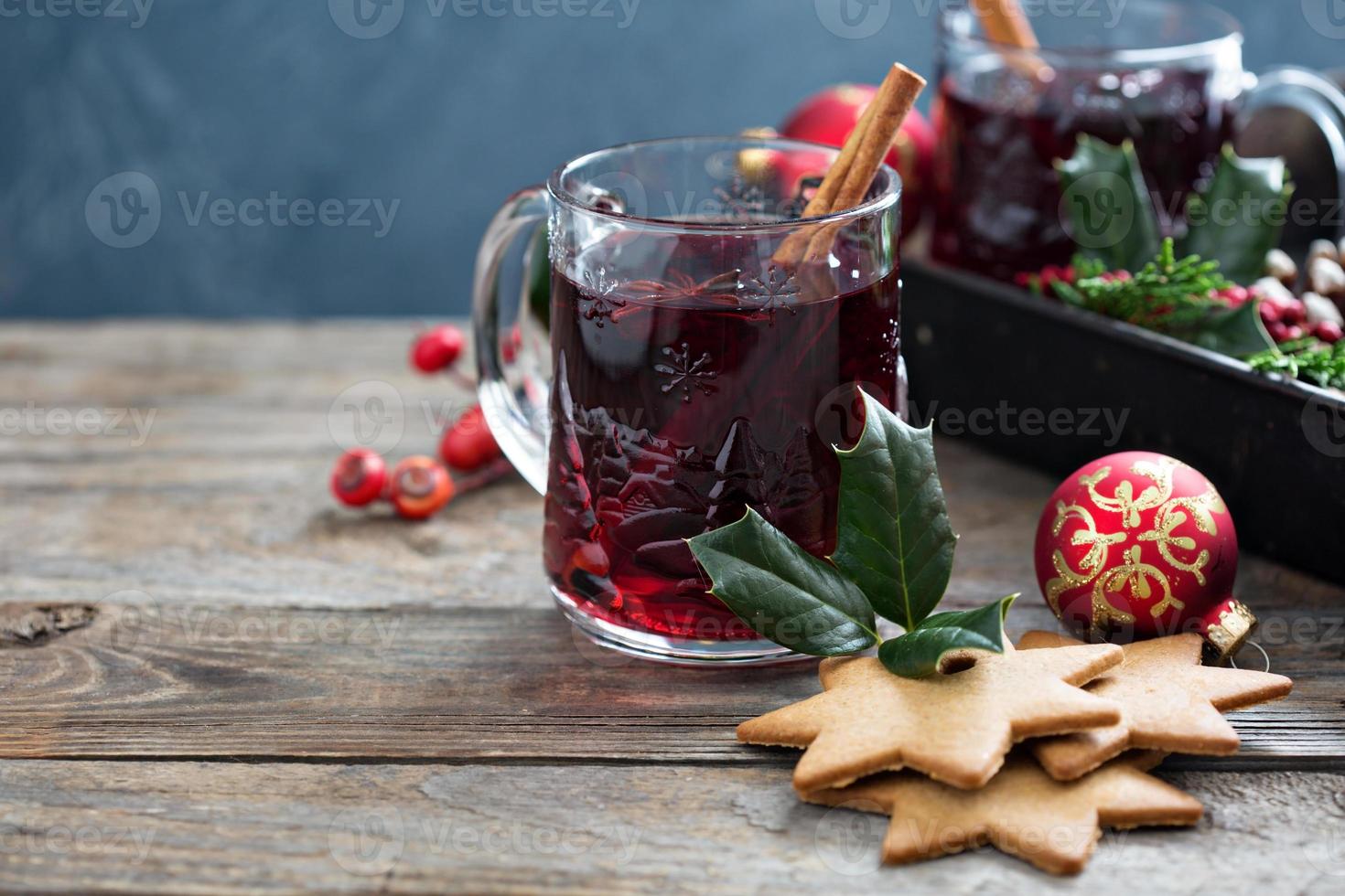 Mulled wine with cinnamon and star anise photo